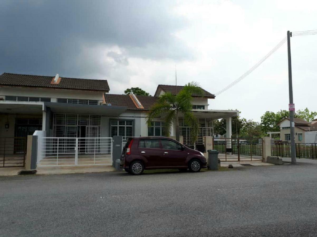 Lindanazri Homestay Mitc Melaka Eksteriør billede